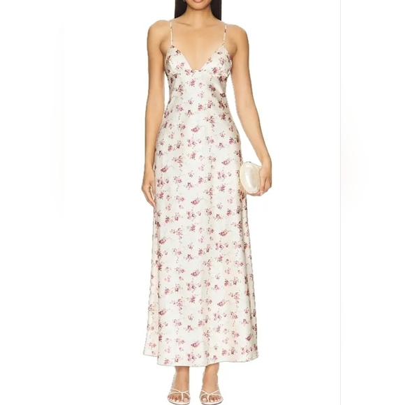 WeWoreWhat Dresses & Skirts - WeWoreWhat Vintage Roses V Front Midi Dress, Antique White Multi, Size 0